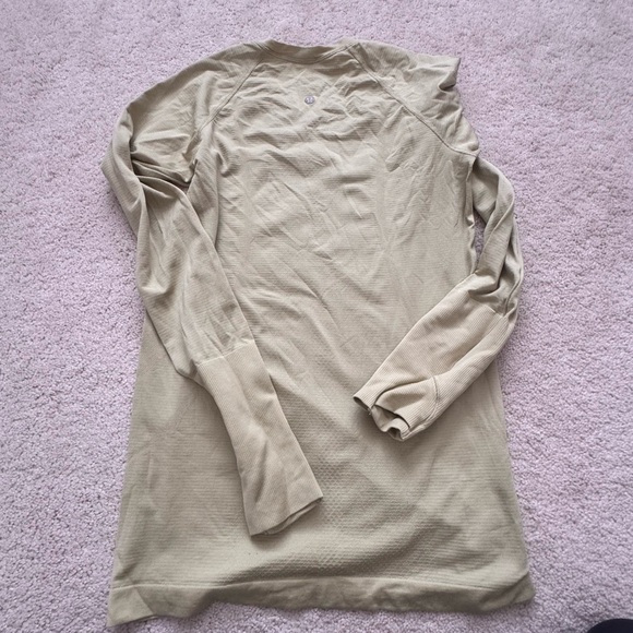 Lululemon Swiftly Tech Beige Long Sleeve Shirt - Picture 4 of 5
